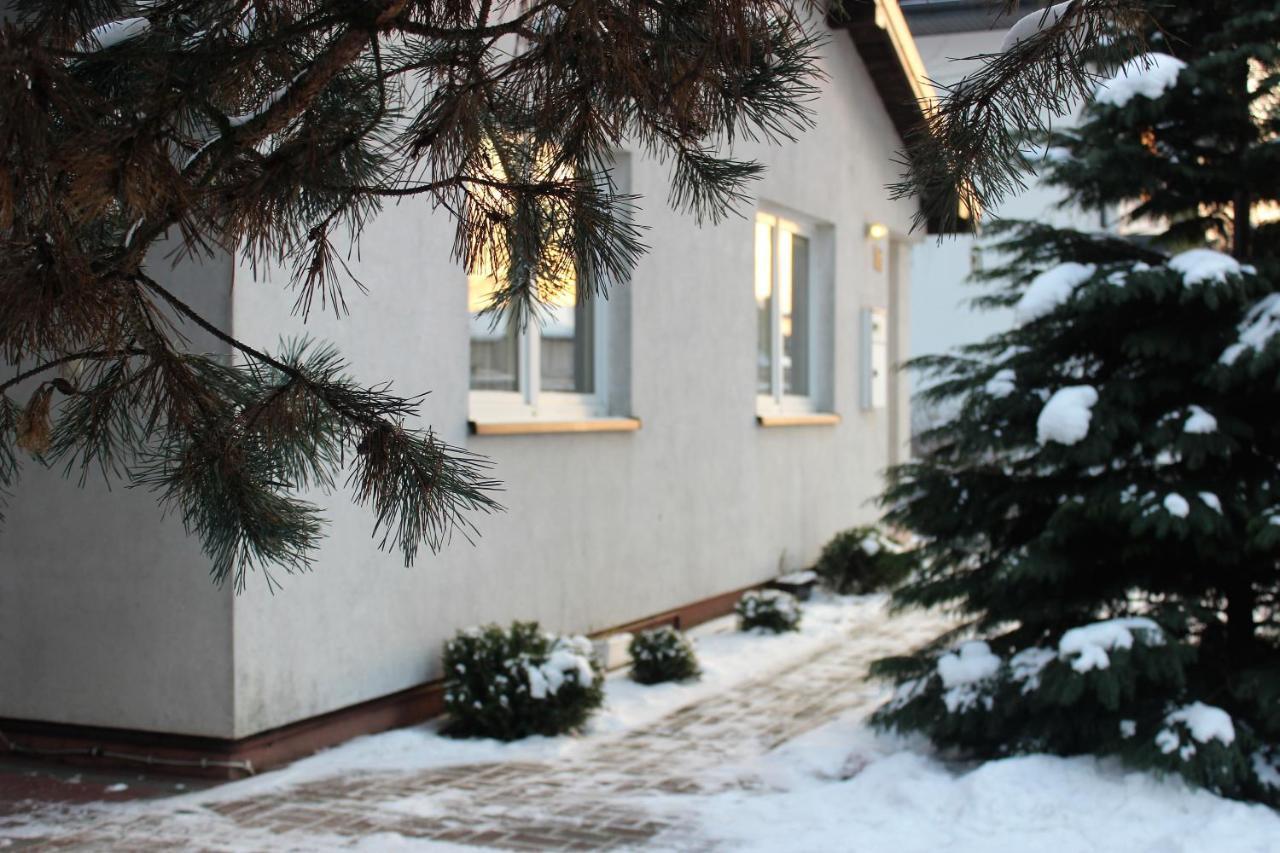Apartamento Dom Chotomów Exterior foto