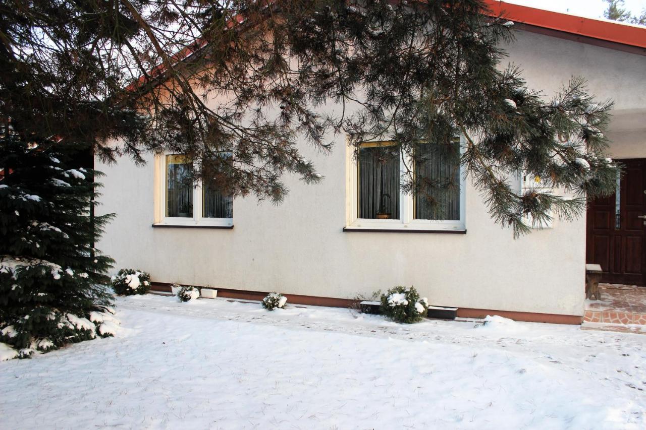 Apartamento Dom Chotomów Exterior foto